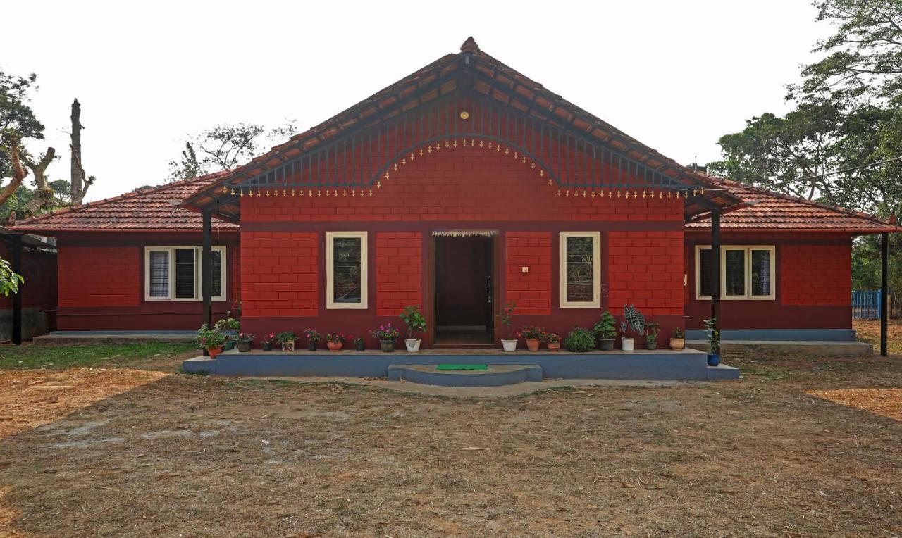 Hotel Allaranda Homestay ماديكيري المظهر الخارجي الصورة